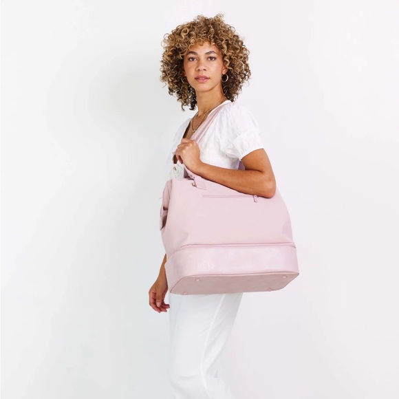 BEIS the Mini Weekender - Picture 3 of 10